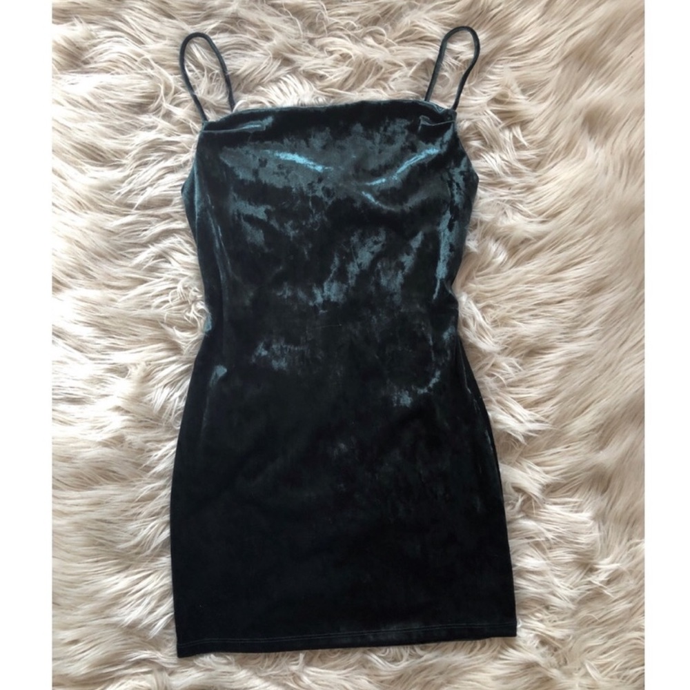 TOP SHOP GREEN VELVET cowl neck slip dress 2 - Picture 2 of 6